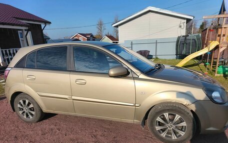 KIA Rio II, 2010 год, 390 000 рублей, 2 фотография