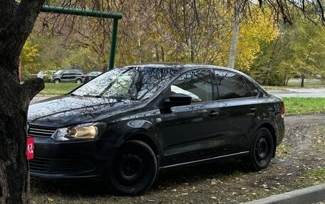 Volkswagen Polo VI (EU Market), 2012 год, 550 000 рублей, 2 фотография