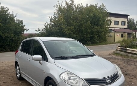 Nissan Tiida, 2011 год, 690 000 рублей, 2 фотография