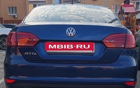 Volkswagen Jetta VII, 2014 год, 1 300 000 рублей, 2 фотография
