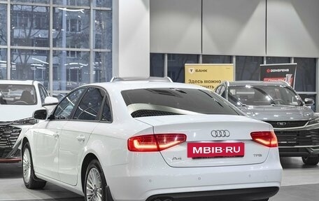 Audi A4, 2014 год, 1 249 000 рублей, 4 фотография