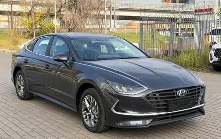 Hyundai Sonata VIII, 2023 год, 2 999 000 рублей, 3 фотография
