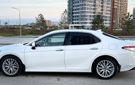 Toyota Camry, 2018 год, 3 150 000 рублей, 2 фотография