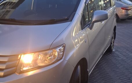 Honda Freed I, 2013 год, 1 129 000 рублей, 4 фотография