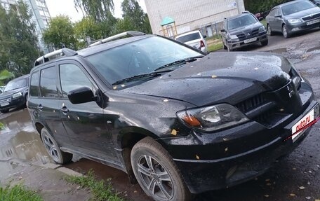 Mitsubishi Outlander III рестайлинг 3, 2006 год, 550 000 рублей, 2 фотография
