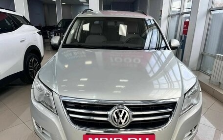 Volkswagen Tiguan I, 2011 год, 609 000 рублей, 3 фотография