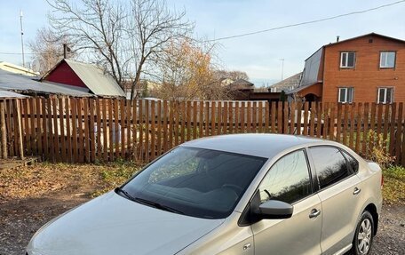 Volkswagen Polo VI (EU Market), 2011 год, 480 000 рублей, 2 фотография