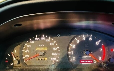 Nissan Almera, 1996 год, 130 000 рублей, 2 фотография