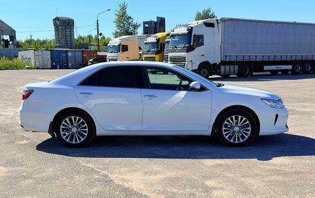 Toyota Camry, 2016 год, 2 250 000 рублей, 2 фотография
