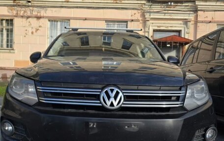 Volkswagen Tiguan I, 2013 год, 870 000 рублей, 2 фотография