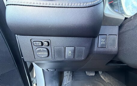 Toyota RAV4, 2015 год, 2 170 000 рублей, 7 фотография