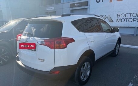 Toyota RAV4, 2015 год, 2 170 000 рублей, 4 фотография