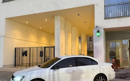 Volkswagen Jetta VII, 2016 год, 1 300 000 рублей, 6 фотография