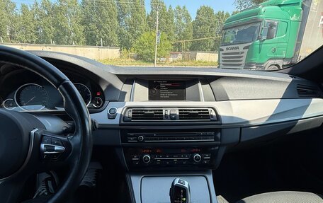 BMW 5 серия, 2016 год, 2 400 000 рублей, 15 фотография