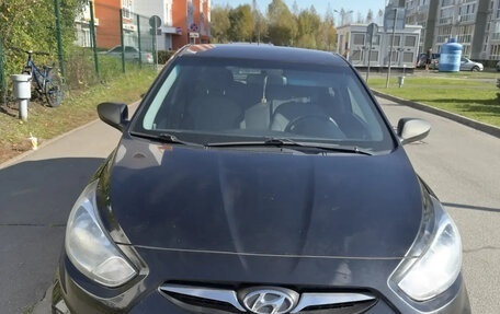 Hyundai Solaris II рестайлинг, 2012 год, 670 000 рублей, 4 фотография