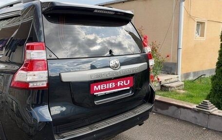 Toyota Land Cruiser Prado 150 рестайлинг, 2014 год, 3 000 000 рублей, 4 фотография