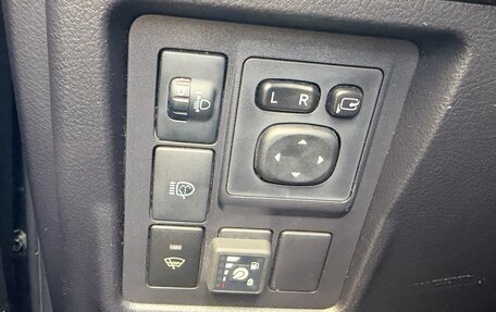 Toyota Land Cruiser Prado 150 рестайлинг, 2014 год, 3 000 000 рублей, 16 фотография