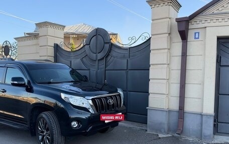 Toyota Land Cruiser Prado 150 рестайлинг, 2014 год, 3 000 000 рублей, 18 фотография
