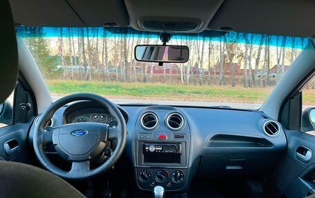 Ford Fiesta, 2007 год, 250 000 рублей, 6 фотография