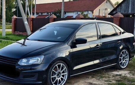 Volkswagen Polo VI (EU Market), 2019 год, 1 650 000 рублей, 1 фотография