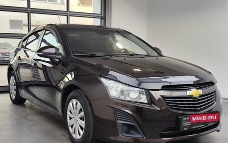 Chevrolet Cruze II, 2014 год, 675 000 рублей, 3 фотография
