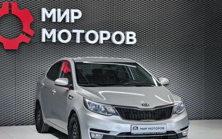 KIA Rio III рестайлинг, 2016 год, 890 000 рублей, 3 фотография