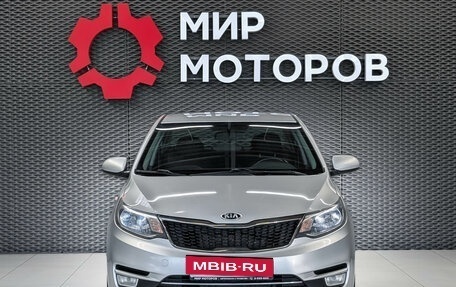 KIA Rio III рестайлинг, 2016 год, 890 000 рублей, 2 фотография