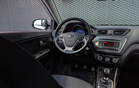 KIA Rio III рестайлинг, 2016 год, 890 000 рублей, 12 фотография