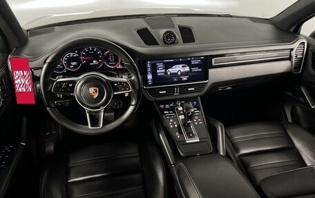 Porsche Cayenne III, 2019 год, 5 249 900 рублей, 6 фотография