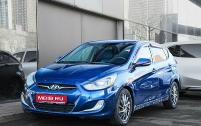 Hyundai Solaris II рестайлинг, 2011 год, 599 000 рублей, 1 фотография