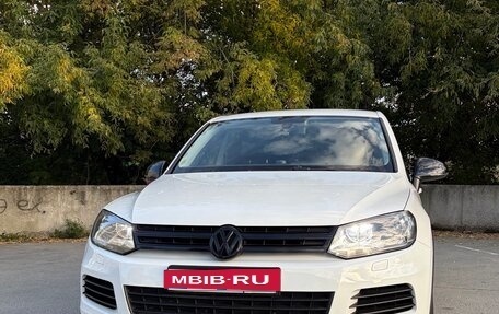 Volkswagen Touareg III, 2012 год, 2 050 000 рублей, 1 фотография