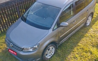 Volkswagen Touran III, 2010 год, 1 150 000 рублей, 1 фотография