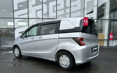 Honda Freed I, 2010 год, 849 000 рублей, 3 фотография