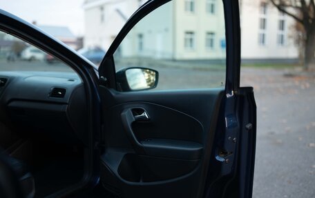 Volkswagen Polo VI (EU Market), 2014 год, 920 000 рублей, 33 фотография