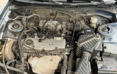 Mitsubishi Galant VIII, 2002 год, 380 000 рублей, 2 фотография
