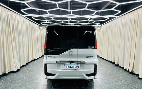 Honda Stepwgn IV рестайлинг, 2015 год, 1 869 000 рублей, 5 фотография