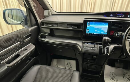Honda Stepwgn IV рестайлинг, 2015 год, 1 869 000 рублей, 14 фотография