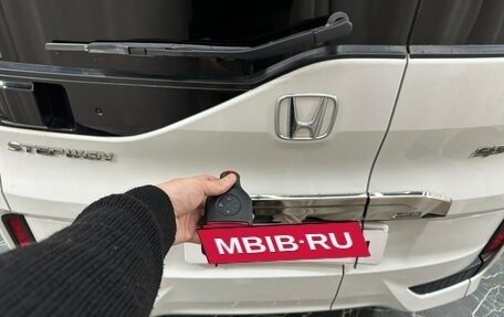 Honda Stepwgn IV рестайлинг, 2015 год, 1 869 000 рублей, 26 фотография
