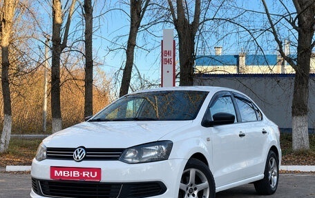 Volkswagen Polo VI (EU Market), 2013 год, 379 000 рублей, 1 фотография