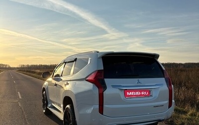Mitsubishi Pajero Sport III рестайлинг, 2017 год, 2 380 000 рублей, 1 фотография
