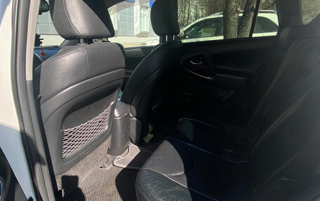 Toyota RAV4, 2011 год, 1 550 000 рублей, 8 фотография