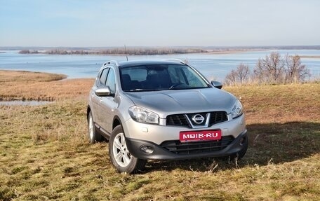 Nissan Qashqai+2 I, 2012 год, 989 000 рублей, 1 фотография