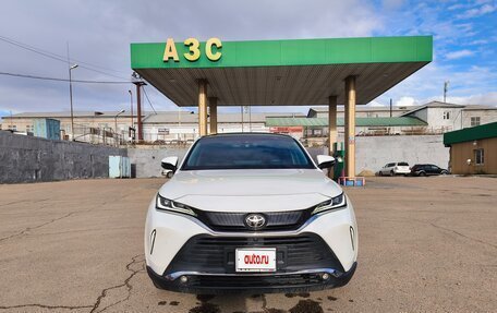 Toyota Harrier, 2022 год, 3 850 000 рублей, 3 фотография