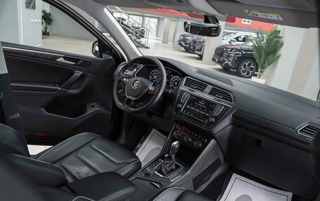 Volkswagen Tiguan II, 2017 год, 2 190 000 рублей, 5 фотография