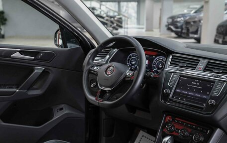 Volkswagen Tiguan II, 2017 год, 2 190 000 рублей, 13 фотография