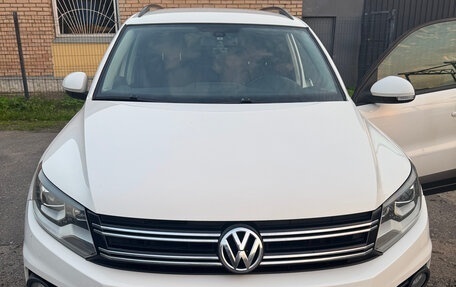 Volkswagen Tiguan I, 2011 год, 1 260 000 рублей, 1 фотография