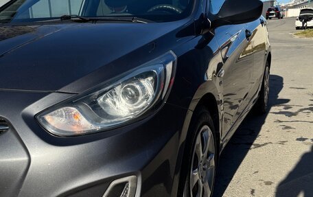 Hyundai Solaris II рестайлинг, 2013 год, 949 000 рублей, 3 фотография