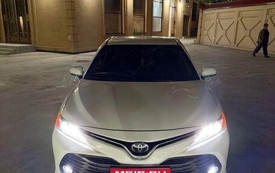 Toyota Camry, 2020 год, 2 200 000 рублей, 1 фотография