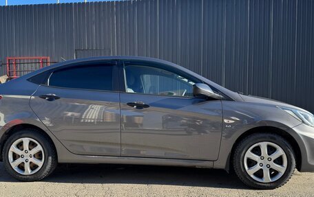 Hyundai Solaris II рестайлинг, 2013 год, 949 000 рублей, 6 фотография