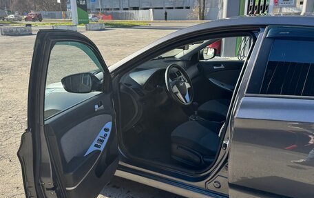 Hyundai Solaris II рестайлинг, 2013 год, 949 000 рублей, 14 фотография